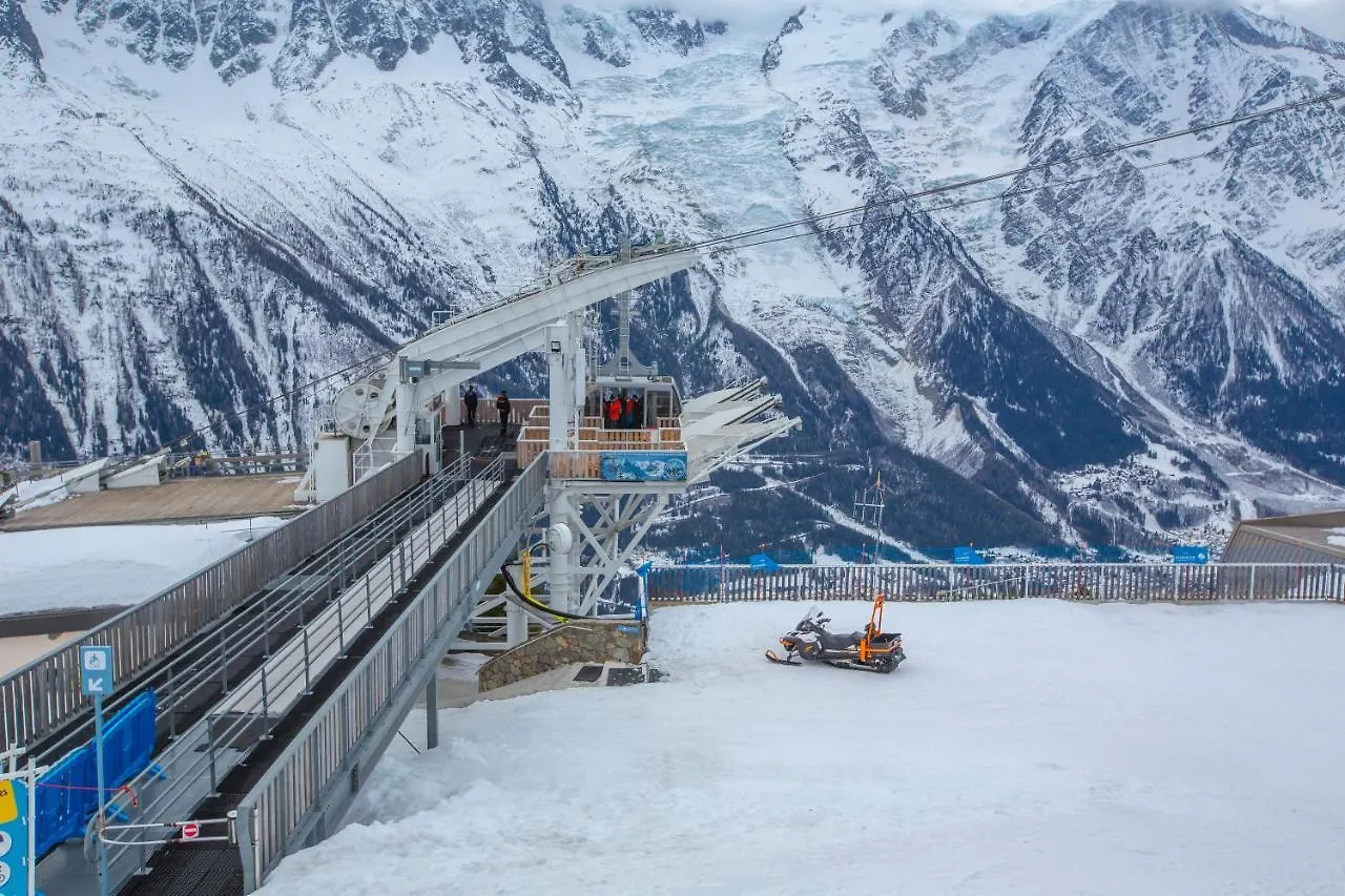 Residence Grand Roc - Ancolies 103 - Happy Rentals Chamonix Apartment